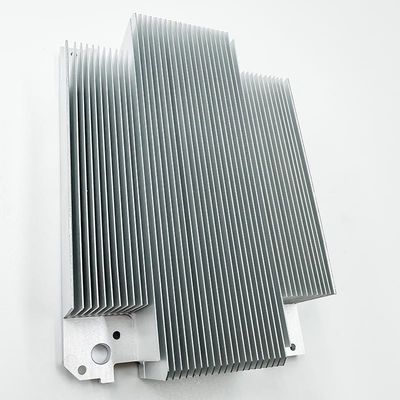 Изготовленные на заказ Heatsinks частей CNC подвергая механической обработке алюминиевые для перехода рельса