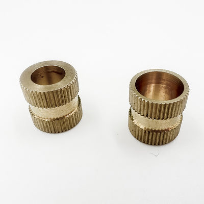 OEM Knurled латунные продетые нитку вставки, точность продетая нитку вставка гайки