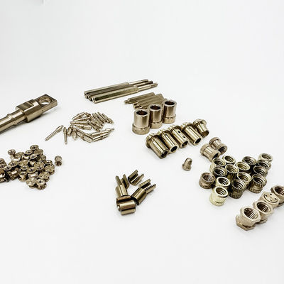 Подгонянная латунь привинчивает/латунный CNC повернула допуск частей 0.01mm-0.05mm