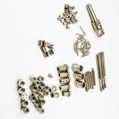 Подгонянная латунь привинчивает/латунный CNC повернула допуск частей 0.01mm-0.05mm
