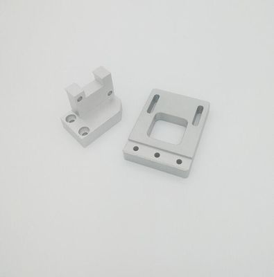 Изготовленные на заказ части CNC алюминиевые обрабатывая CNC для того чтобы обрабатывать подвергая механической обработке части на токарном станке